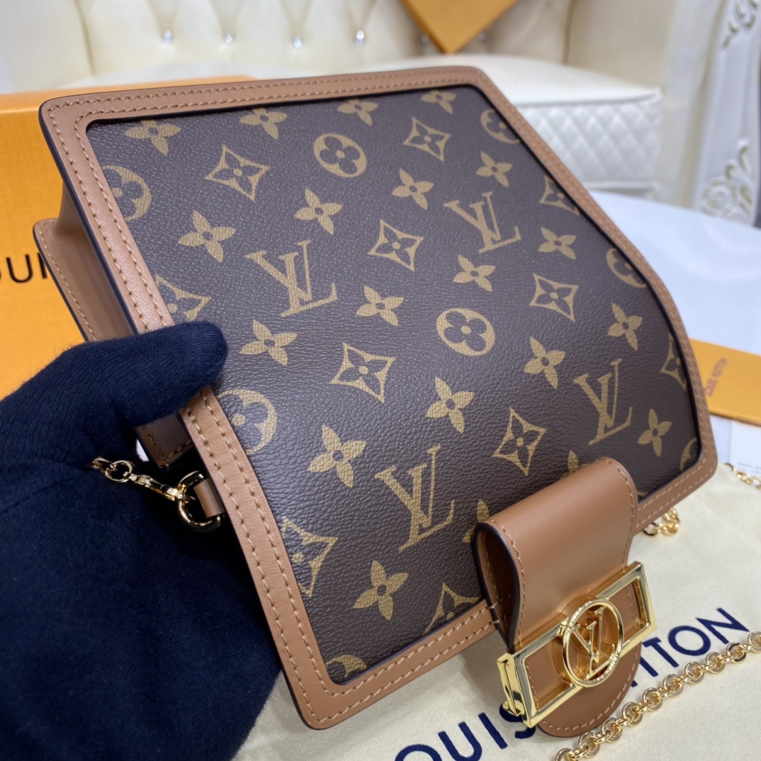 Louis Vuitton DAUPHINE CHAIN WALLET Handbag Monogram M68746 